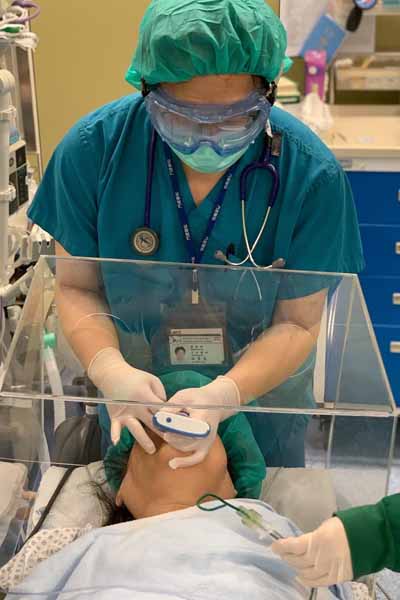 Medical sneeze guards for hospital and emergency rooms